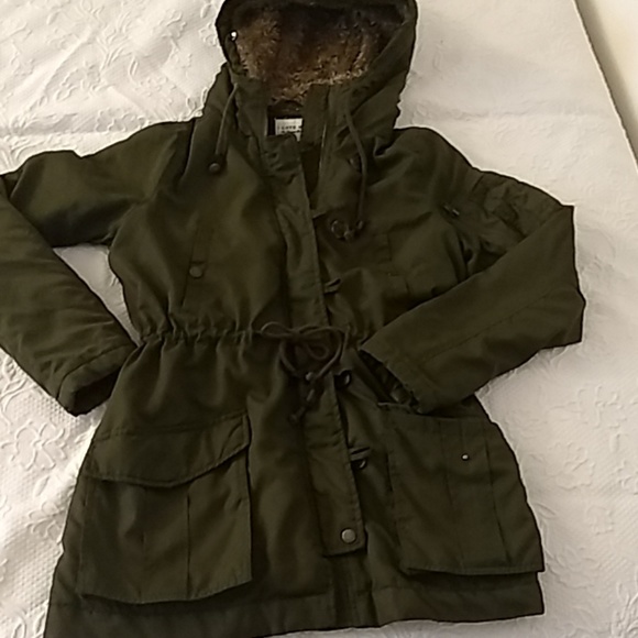 Forever 21 Jackets & Blazers - Olive green spring jacket